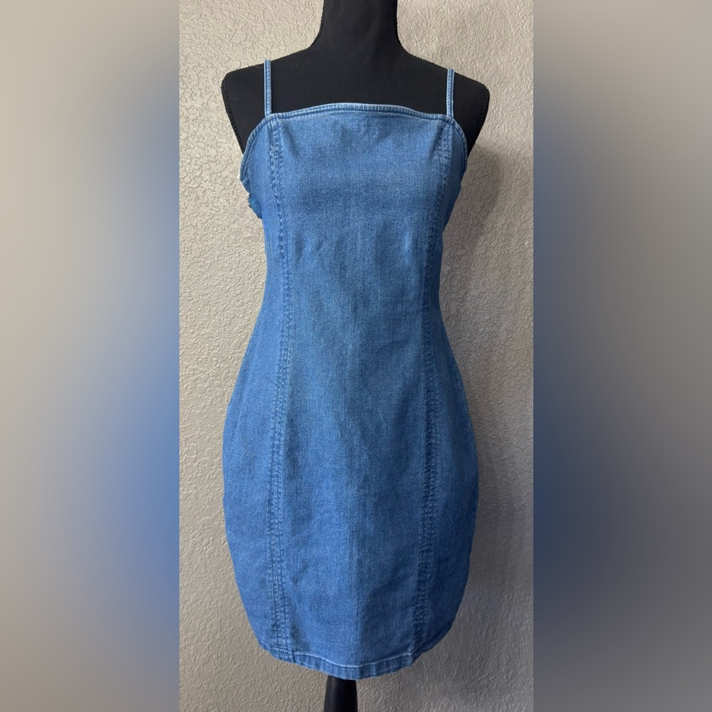 Iris Women’s Sz Large Blue Denim Bodycon Midi Dress Stretchy Cotton Blend - Picture 6 of 6
